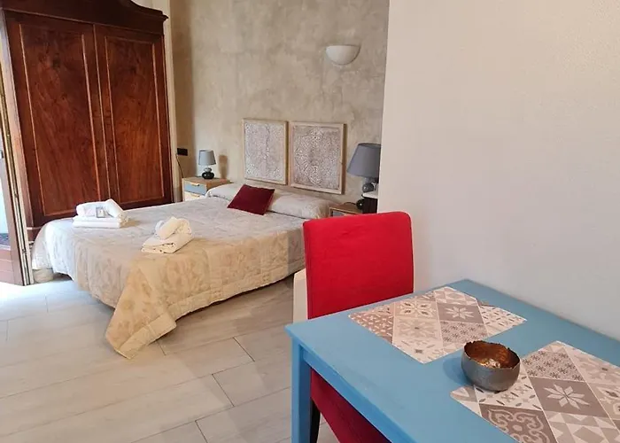 בית הארחה Numero 23 *